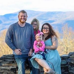 Meet your Posher, Brittney noel